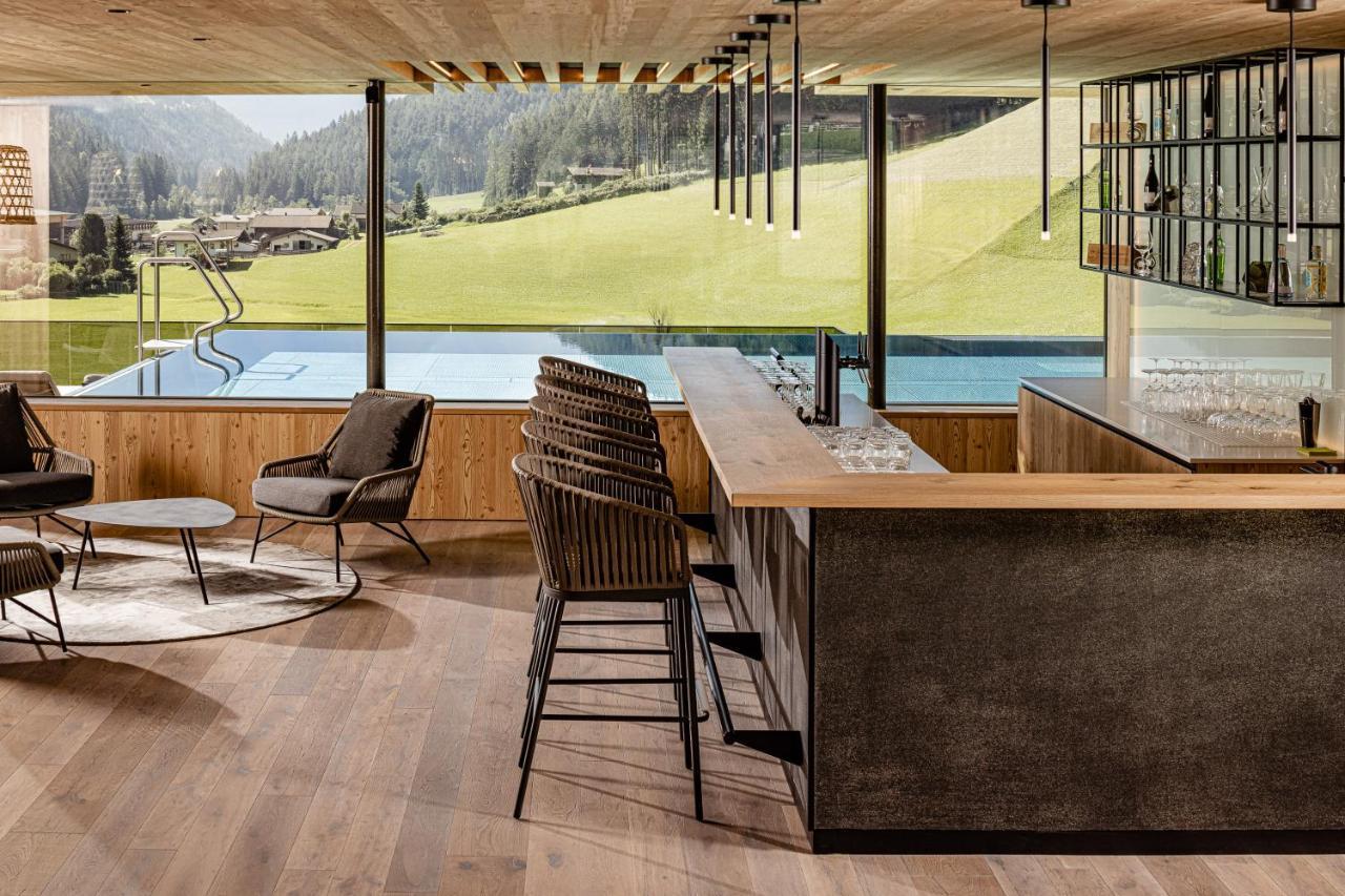 Alpine Luxury Spa Resort Schwarzenstein Лутаго Екстериор снимка