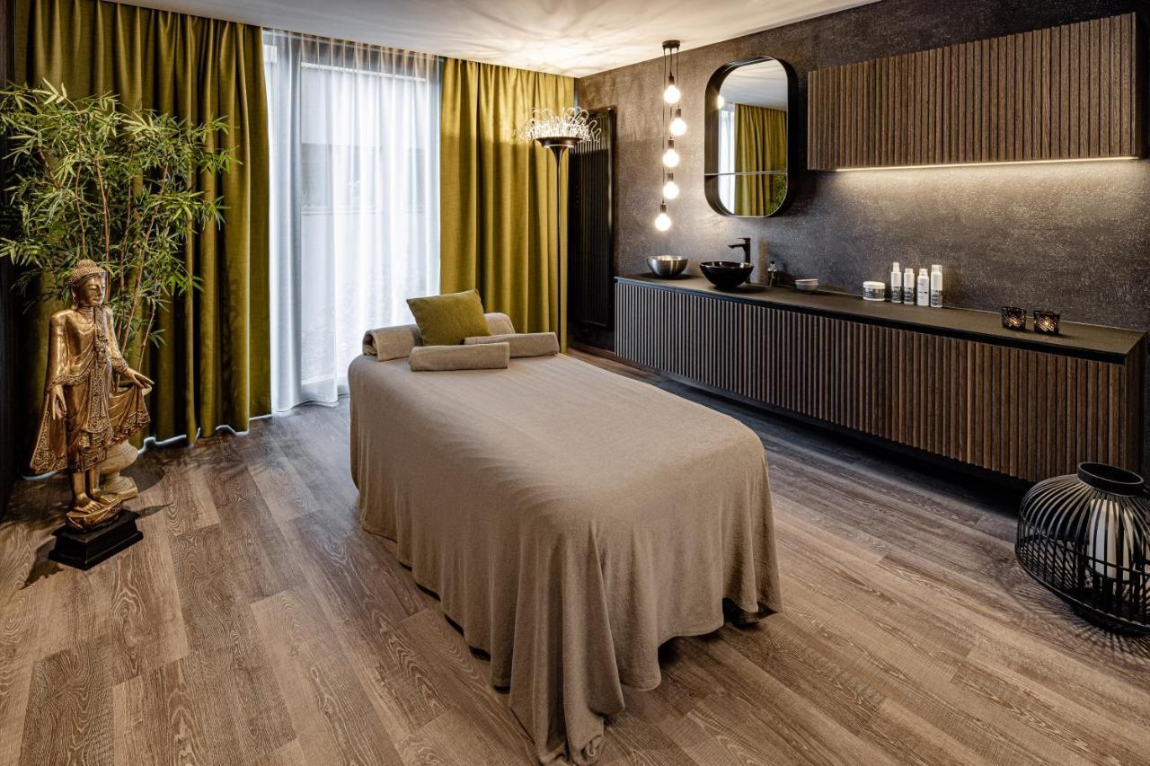 Alpine Luxury Spa Resort Schwarzenstein Лутаго Екстериор снимка