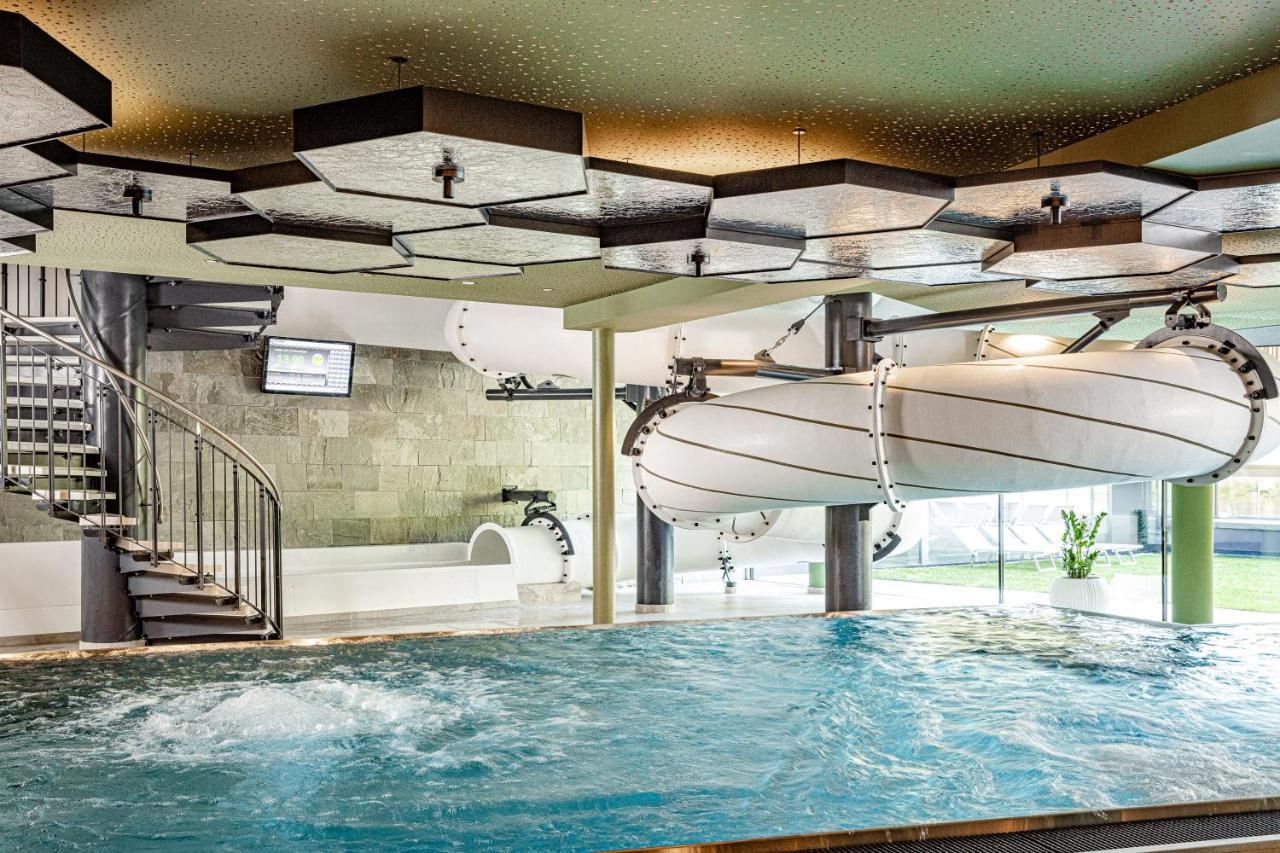 Alpine Luxury Spa Resort Schwarzenstein Лутаго Екстериор снимка
