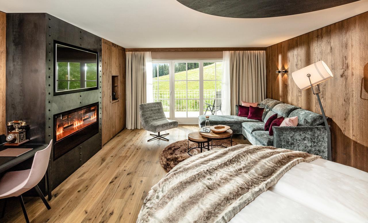 Alpine Luxury Spa Resort Schwarzenstein Лутаго Екстериор снимка